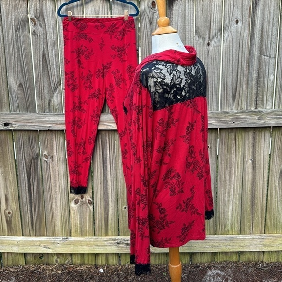 Soma Signature Lace Long Sleeve Pajama Set, size XL/XXL - Picture 7 of 9